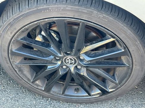 Used 2022 Toyota Camry XSE FWD image 10
