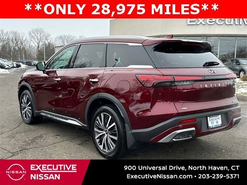 Used 2024 INFINITI QX60 Sensory image 4