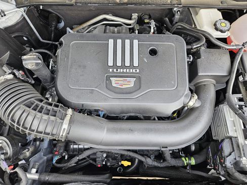 New 2026 Cadillac XT5 Luxury w/ LPO, ONYX Package FWD image 29