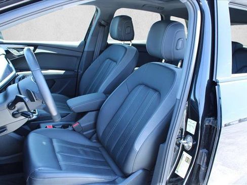 Used 2023 Audi Q4 e-tron Prestige w/ Black Optic Package AWD/4WD image 18