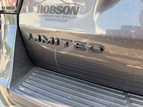 Used 2021 Ford Expedition Limited AWD/4WD image 11