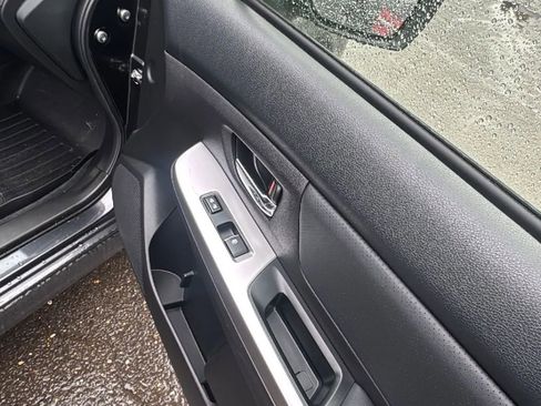 Used 2016 Subaru Crosstrek 2.0i Limited image 29