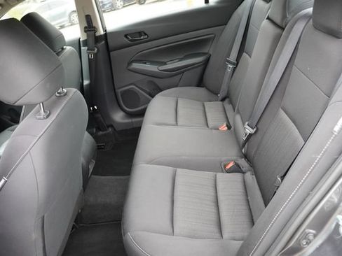 Used 2024 Nissan Altima 2.5 SV FWD image 17