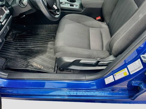 Used 2024 Honda Civic EX image 18