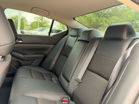 Used 2022 Nissan Altima 2.5 SR image 27