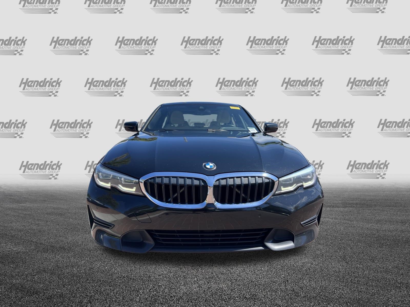 Used 2020 BMW 330i Sedan w/ Convenience Package RWD image 3