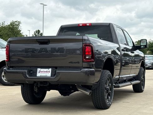 New 2026 RAM 2500 Big Horn AWD/4WD image 9