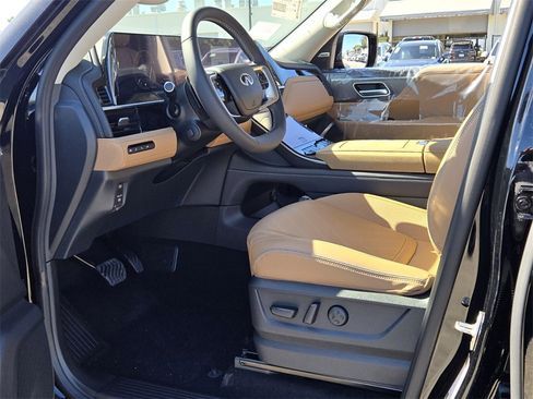 New 2026 INFINITI QX80 Luxe w/ Cargo Package image 13