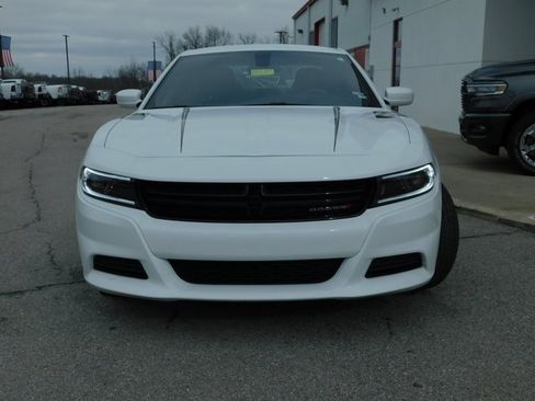 Used 2022 Dodge Charger SXT image 3