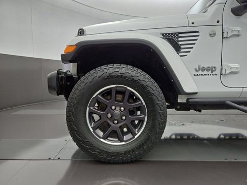 Used 2022 Jeep Gladiator Overland w/ Popular Equipment Package AWD/4WD image 28