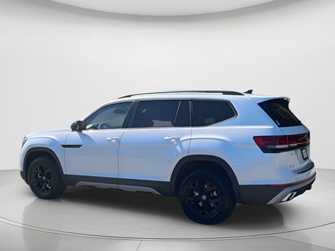 New 2026 Volkswagen Atlas Peak Edition AWD/4WD image 6