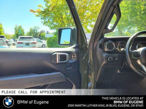 Used 2023 Jeep Wrangler Unlimited Rubicon 392 w/ Trailer Tow Package AWD/4WD image 21
