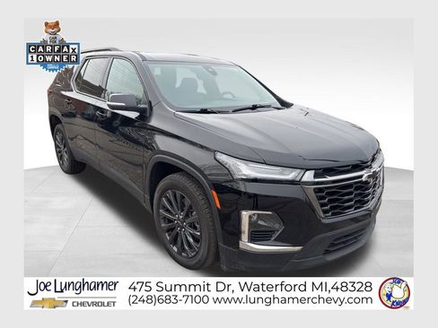 Certified 2023 Chevrolet Traverse RS image 1