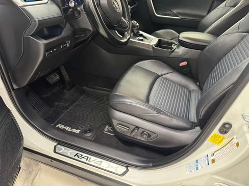 Used 2019 Toyota RAV4 XSE AWD/4WD image 24