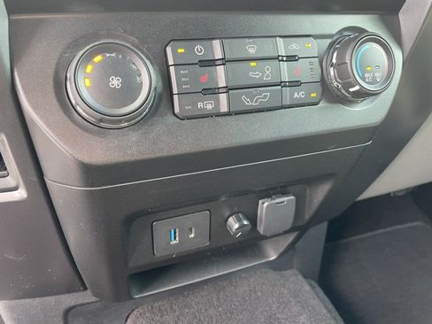 Used 2020 Ford F150 XLT w/ Equipment Group 302A Luxury RWD image 21