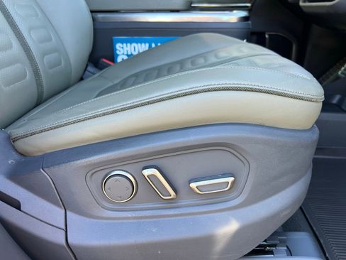 Used 2022 Rivian R1T Launch Edition image 58