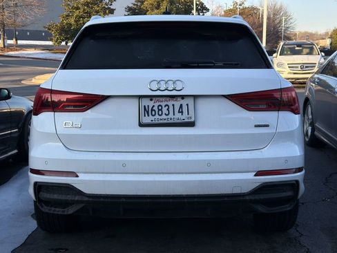 Used 2025 Audi Q3 2.0T Premium image 4