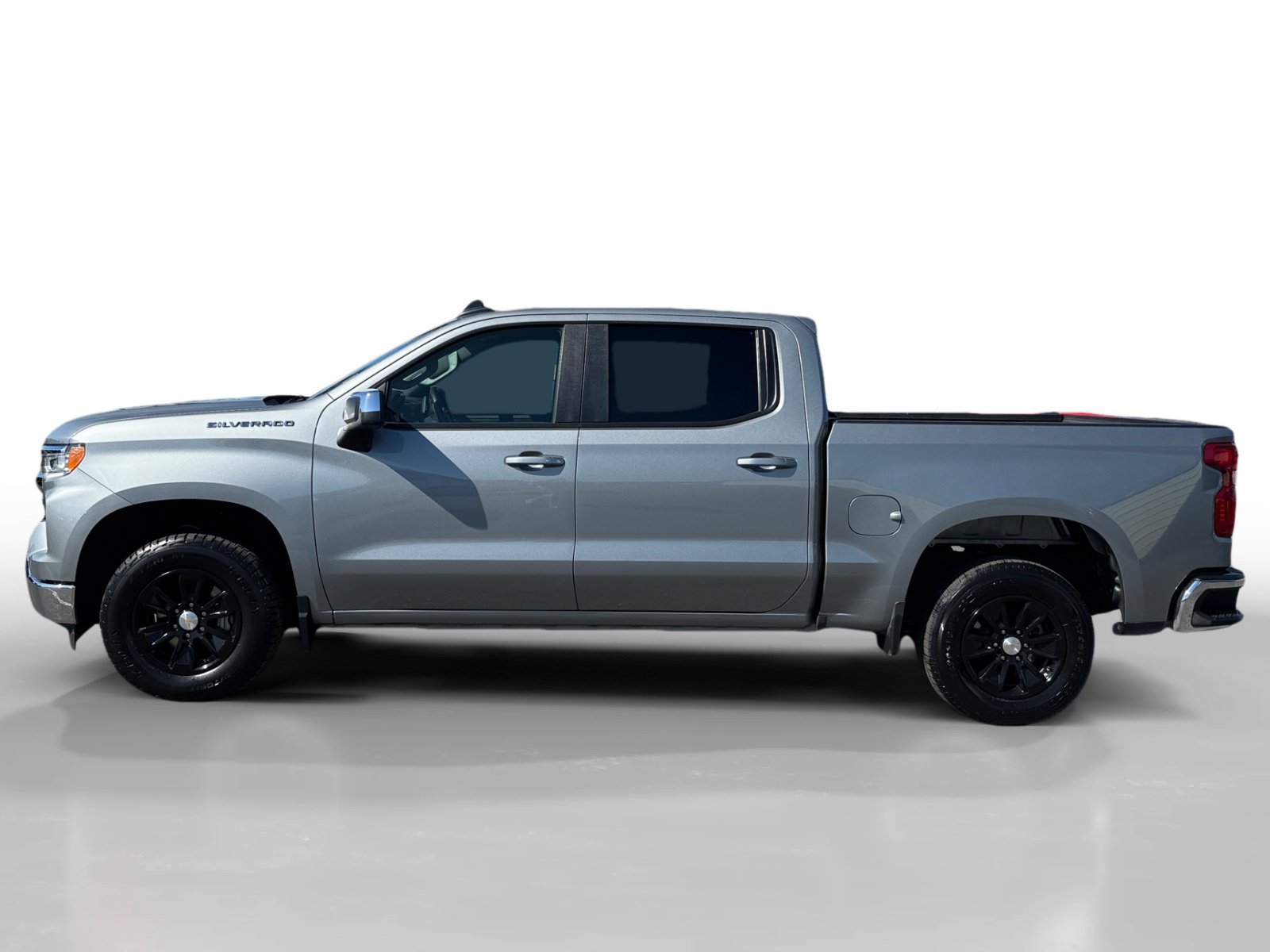 Used 2025 Chevrolet Silverado 1500 LT RWD image 2