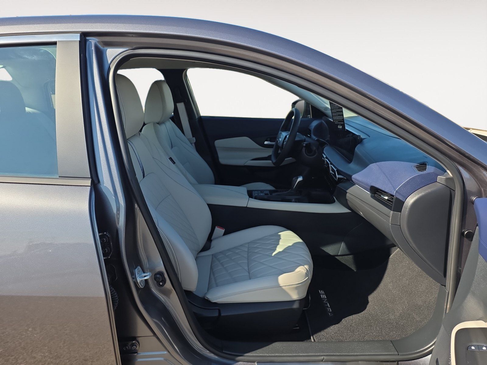 Used 2026 Nissan Sentra SL w/ Floor Mat Package FWD image 10