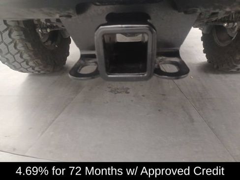 Used 2024 Jeep Gladiator Sport AWD/4WD image 11