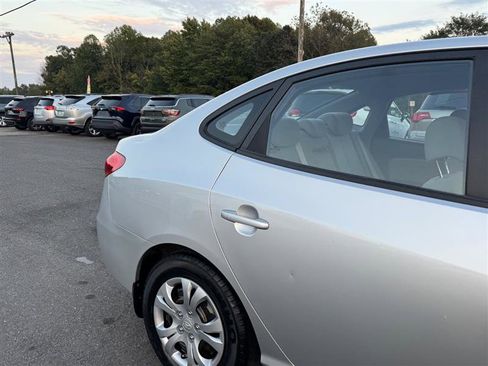 Used 2009 Hyundai Elantra GLS image 22