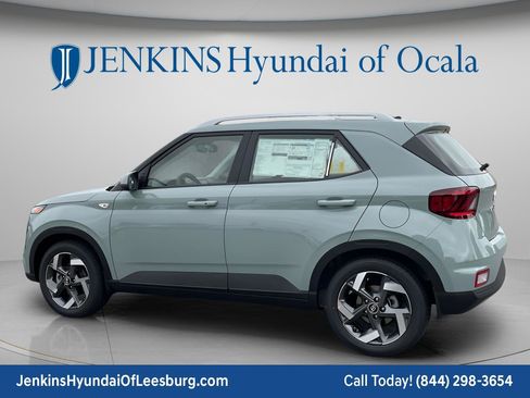 New 2026 Hyundai Venue SEL FWD image 10