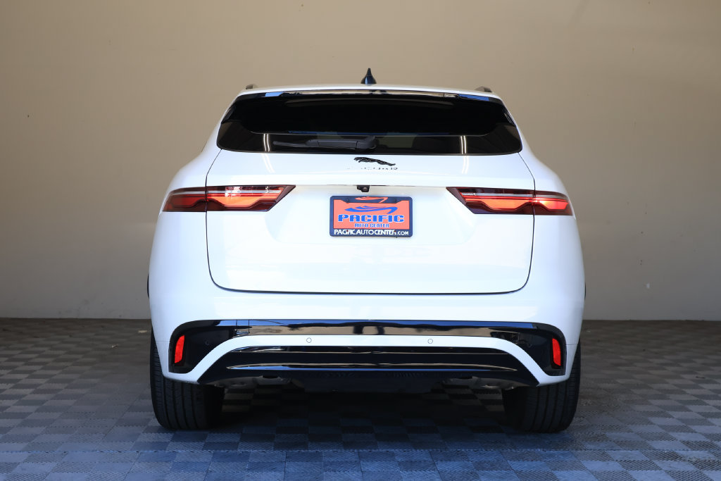 Used 2024 Jaguar F-PACE R-Dynamic S AWD/4WD image 12