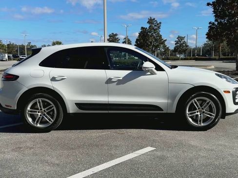 Used 2024 Porsche Macan image 9
