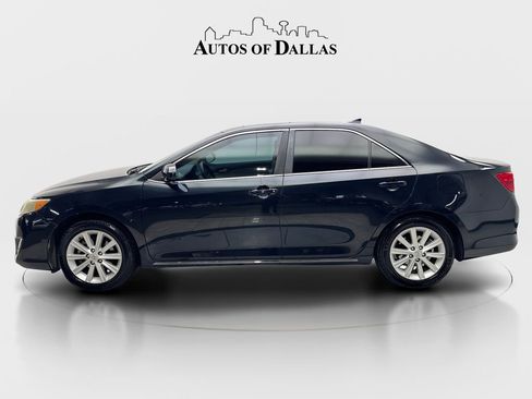 Used 2012 Toyota Camry XLE w/ Leather Pkg image 5