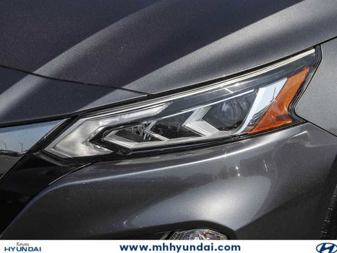 Used 2019 Nissan Altima 2.5 SV FWD image 7