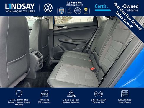 Certified 2025 Volkswagen Taos SE image 15