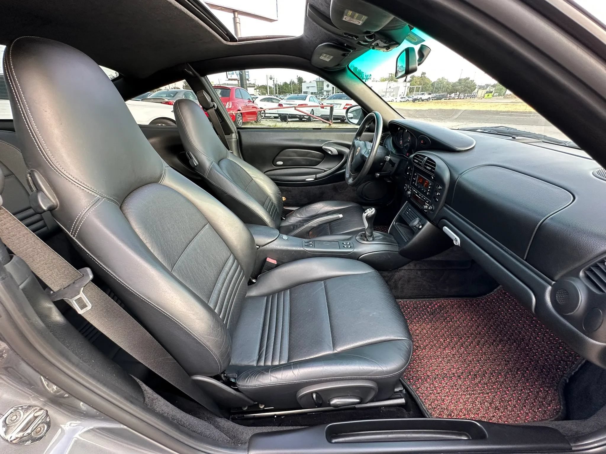 Used 2004 Porsche 911 GT3 RS image 12