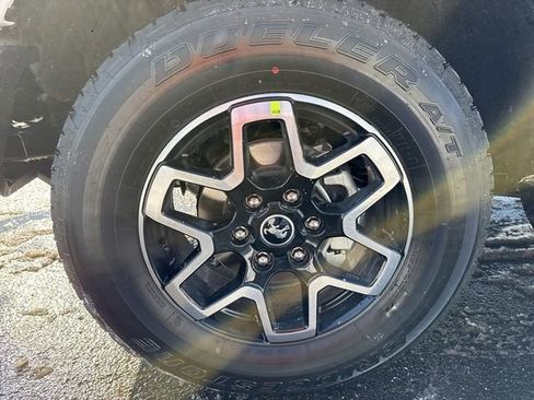 Used 2025 Ford Bronco Outer Banks image 27