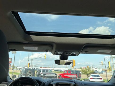 Used 2020 GMC Sierra 2500 Denali w/ Denali Ultimate Package image 58