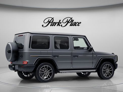 Used 2021 Mercedes-Benz G 550 image 24