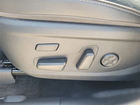 Used 2021 Hyundai Santa Fe Limited w/ Cargo Package image 4