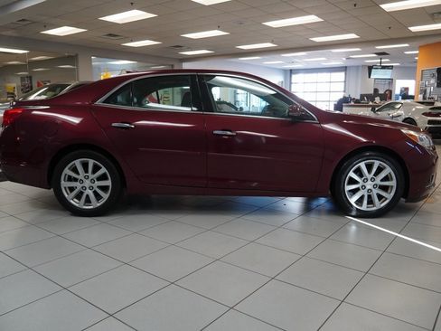 Used 2015 Chevrolet Malibu LT w/ Leather Package image 15