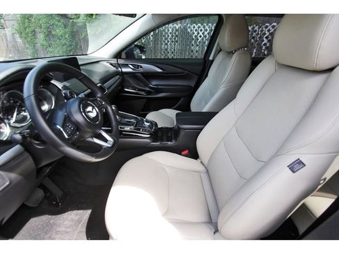 Used 2023 MAZDA CX-9 Touring Plus AWD/4WD image 14