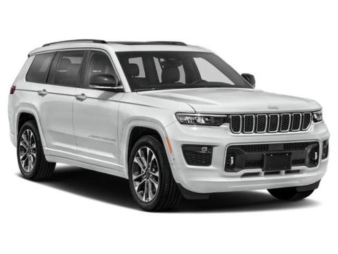 Used 2022 Jeep Grand Cherokee L Overland w/ Luxury Tech Group IV AWD/4WD image 9