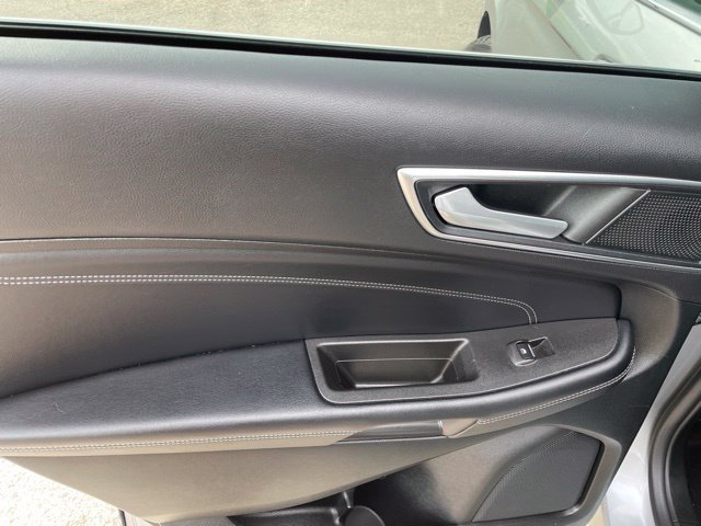 Used 2022 Ford Edge Titanium w/ Cargo Accessory Package AWD/4WD image 37