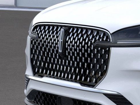 New 2026 Lincoln Aviator Reserve image 17