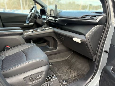 New 2026 Toyota Sienna Limited image 23