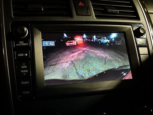 Used 2012 MAZDA CX-9 Grand Touring w/ Moonroof & Bose Audio Pkg image 27