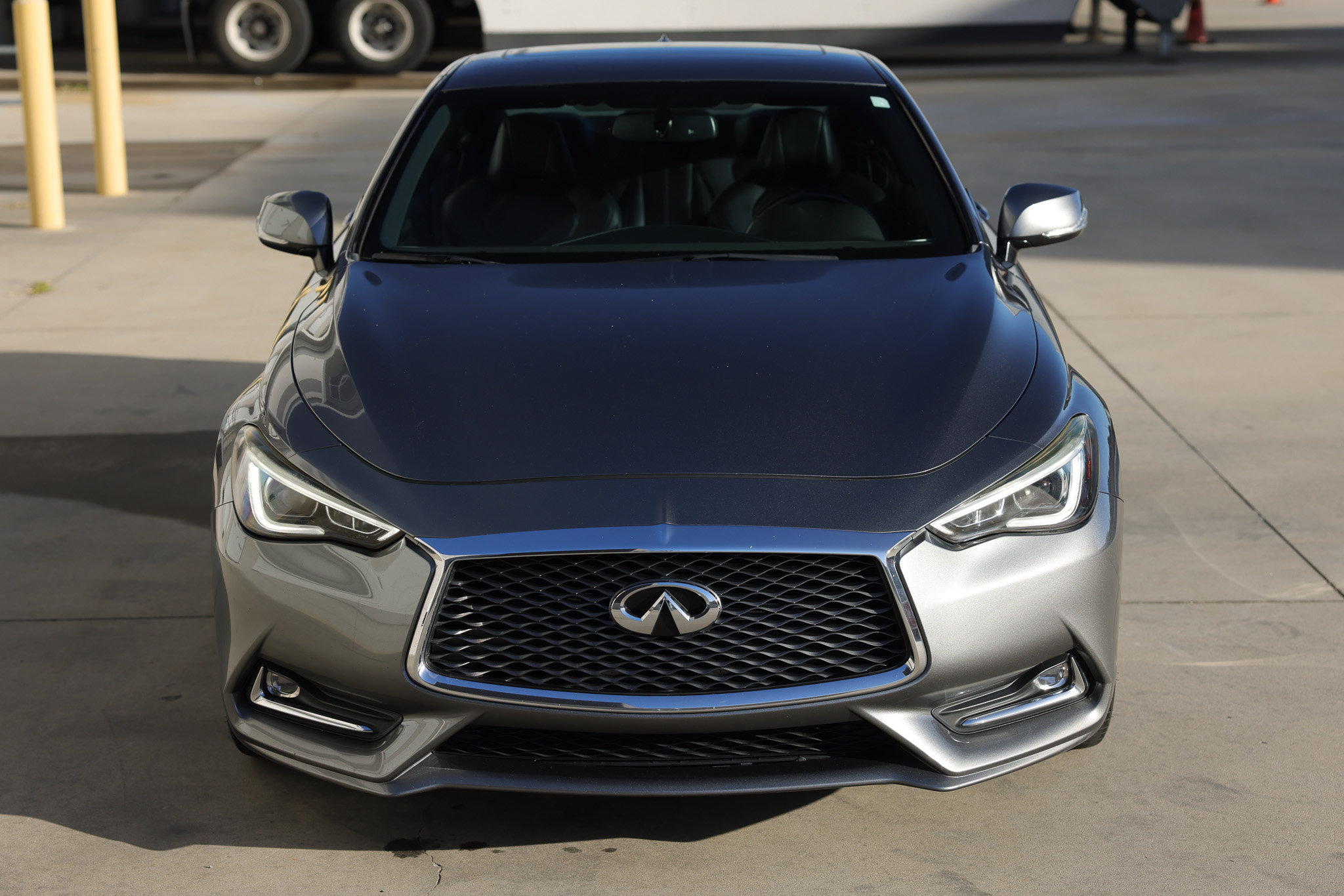 Used 2018 INFINITI Q60 Red Sport 400 w/ Sensory Package 3.0T Sport RWD image 23