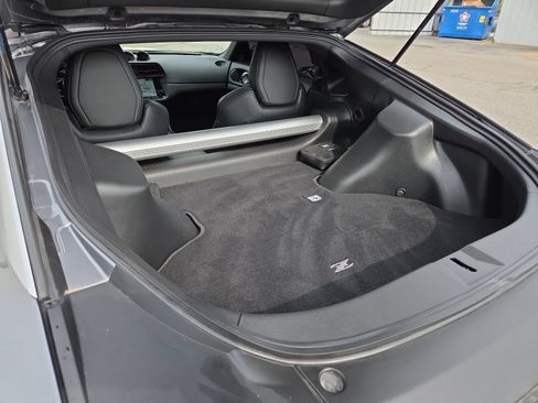 Used 2024 Nissan Z Performance w/ Floor Mat Package RWD image 18
