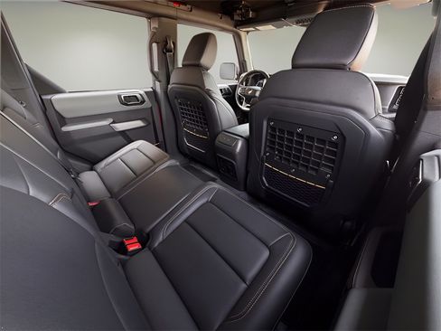 Used 2022 Ford Bronco Badlands image 25