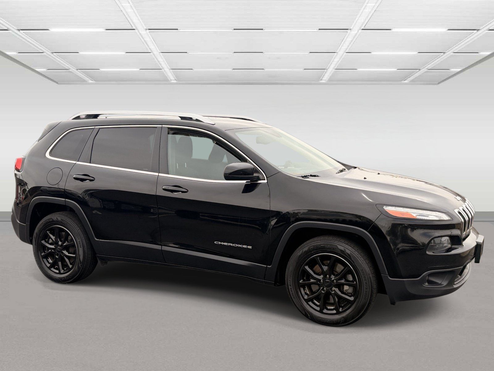 Used 2017 Jeep Cherokee Latitude w/ Comfort/Convenience Group AWD/4WD image 7