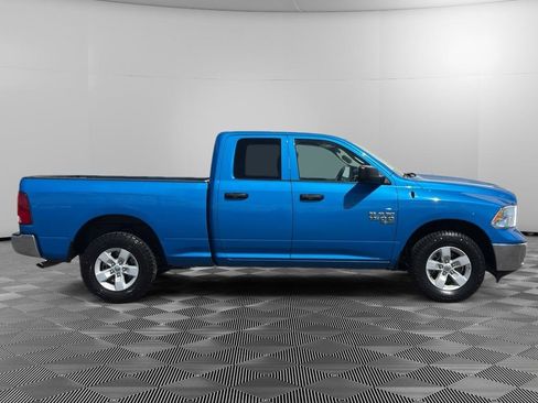 Used 2024 RAM 1500 Classic SLT AWD/4WD image 4