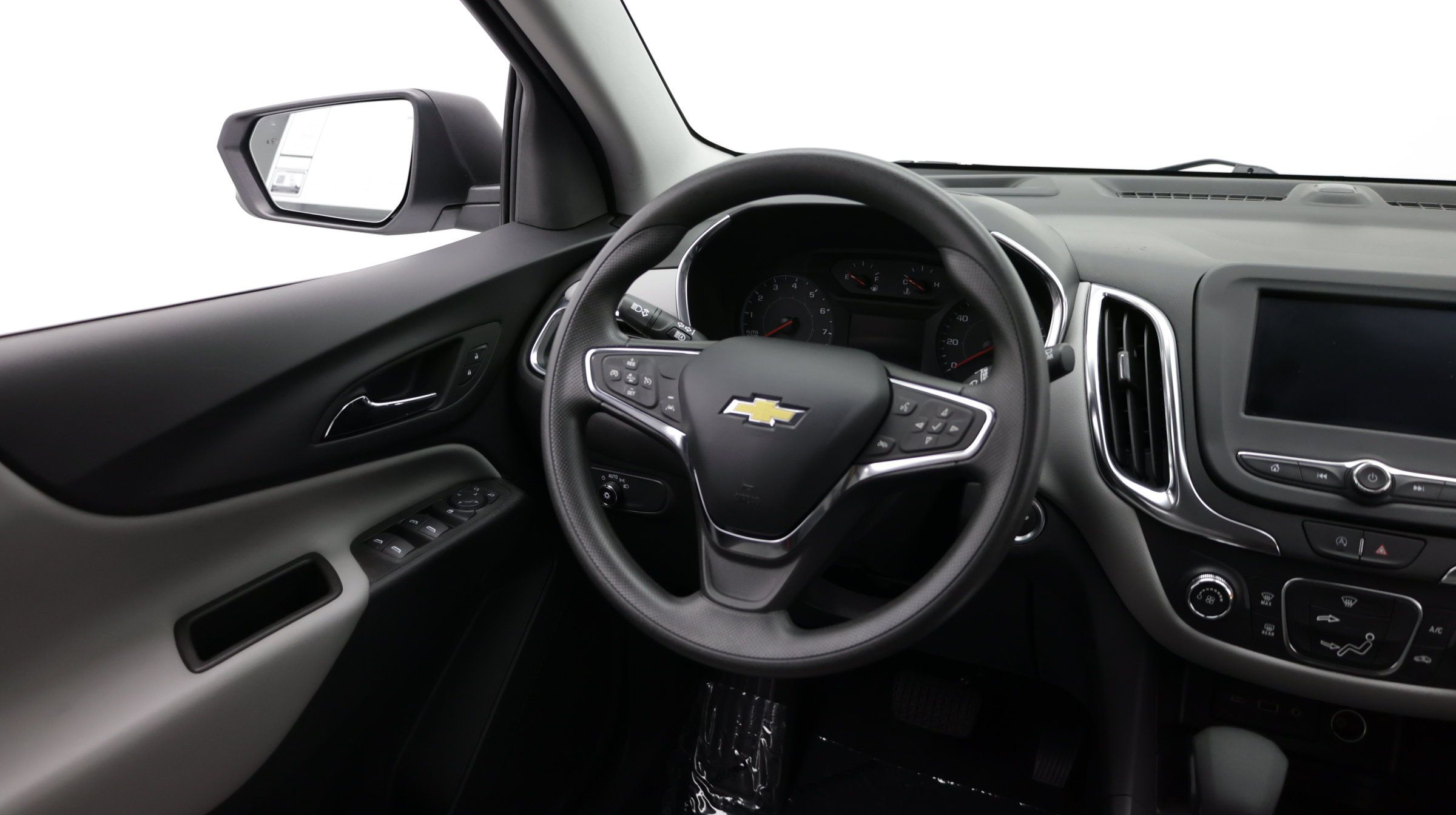 Used 2023 Chevrolet Equinox LS FWD image 29