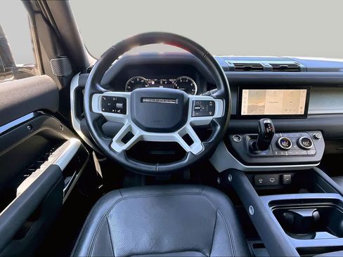 Used 2023 Land Rover Defender 110 SE AWD/4WD image 6